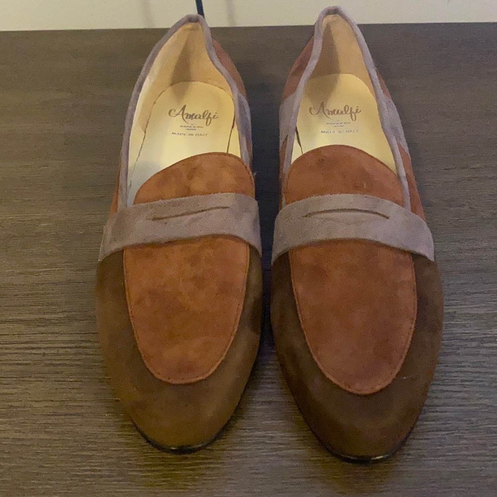 AMALFI by RANGONI Lovely Stylish Suede Patch Work Loafers💥Last Pair💥 Size 10.5